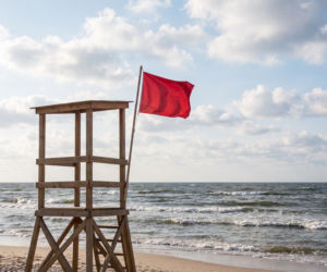 Sinice Ustka. Czy w Ustce można się kąpać 20.07? Flaga, warunki pogodowe