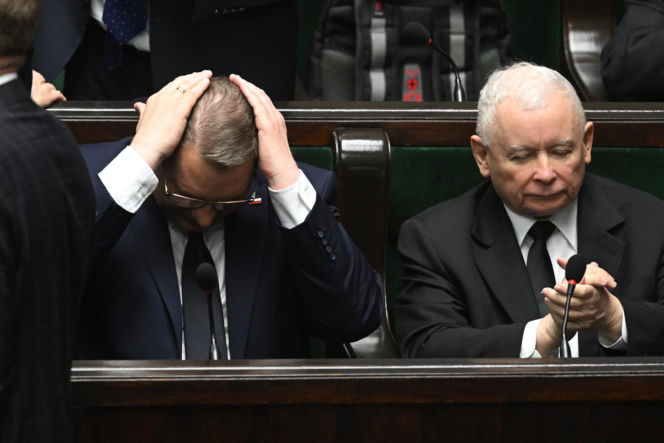 Sikroski bez hamulców do Macierewicza: Antek świrze!