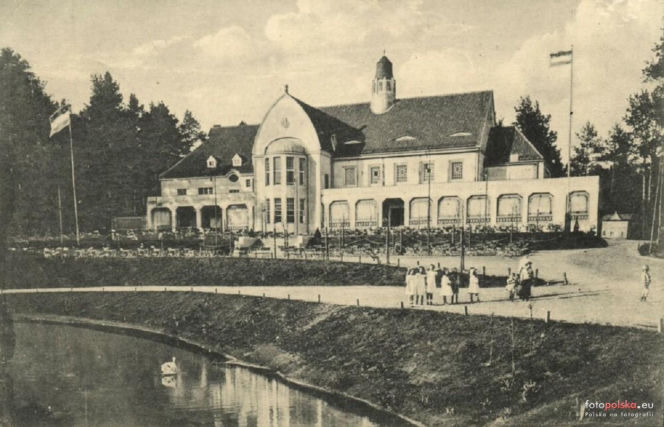 Tak przez lata zmieniało się olsztyńskie Jakubowo. Po dawnym ośrodku rekreacyjnym nie ma znaku