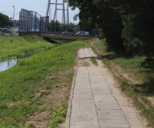 Nieudany remont chodnika
