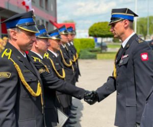 Uroczyste Obchody Dnia Strażaka w Starachowicach. Odznaczenia, awanse i wyróżnienia dla strażaków