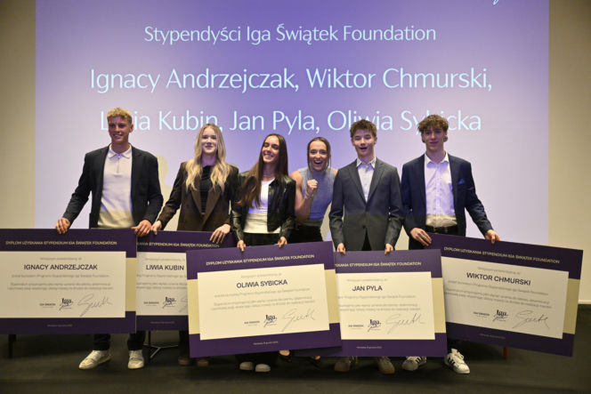 Iga Świątek rozdała stypendia