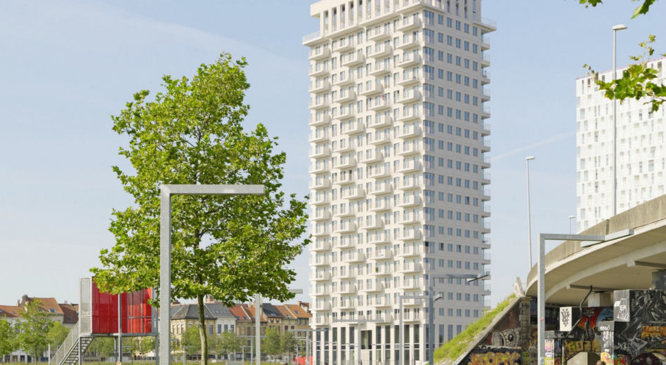 De Lichttoren: klinkierowa wieża w Antwerpii
