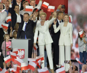 Uśmiechnięta Agata Duda