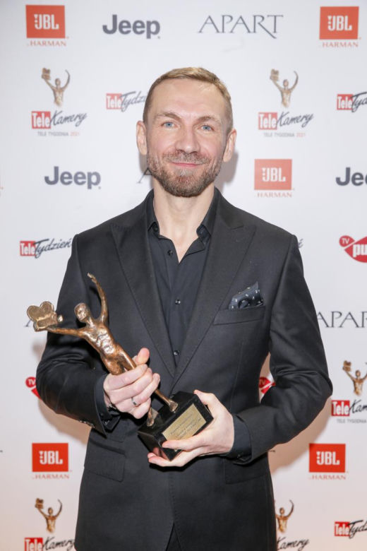 Przemysław Kossakowski zaskoczył fanów wyznaniem. Całkiem niedawno zniknął z show-biznesu