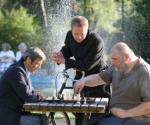 OJCIEC MATEUSZ. MATEUSZ (Artur Żmijewski), Nocul (Michał Piela), Możejko (Piotr Polk)