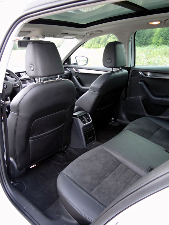 Skoda Octavia Scout 2.0 TDI 184 KM DSG