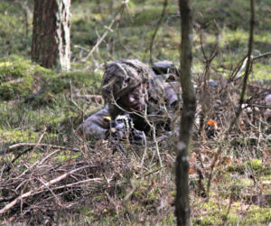 Brytyjscy żołnierze, ćwiczenia na poligonie