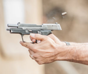 8-latka zginęła na ulcy w biały dzień! Gangster oddał strzal w głowę