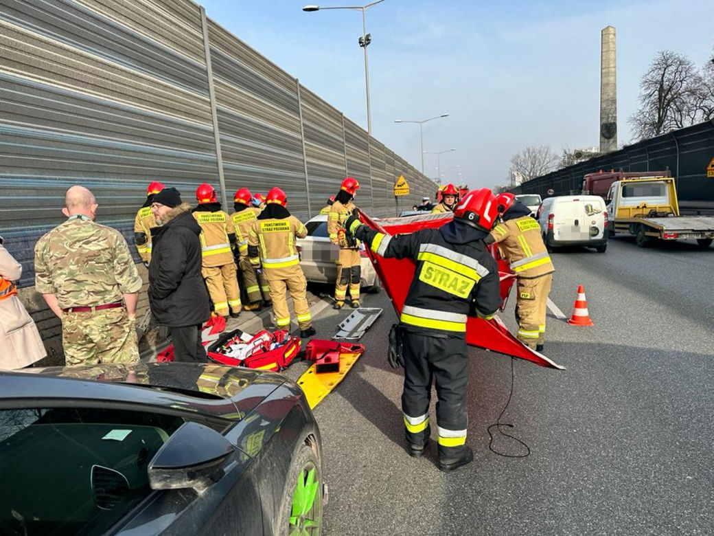  Tragiczny wypadek na S8. Chciała pomóc, straciła nogę