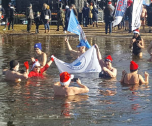 IX Dadajowy Zlot Morsów: Mikołajem możesz być cały rok 