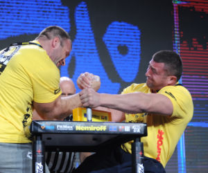 denis_cyplenkov_vs_andrey_pushkar