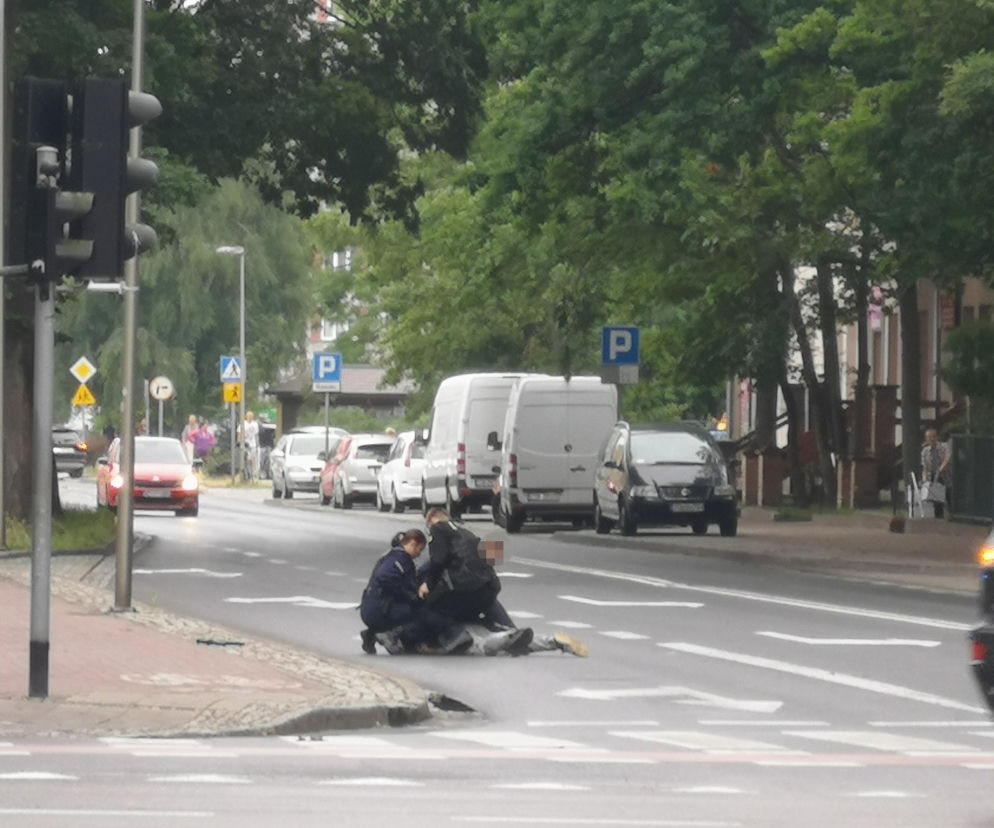Szaleniec na ulicach Świnoujścia