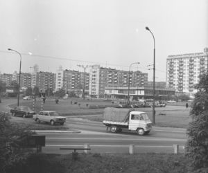 Niebieskie bloki i pawilon Elegancja w l. 60. Katowice