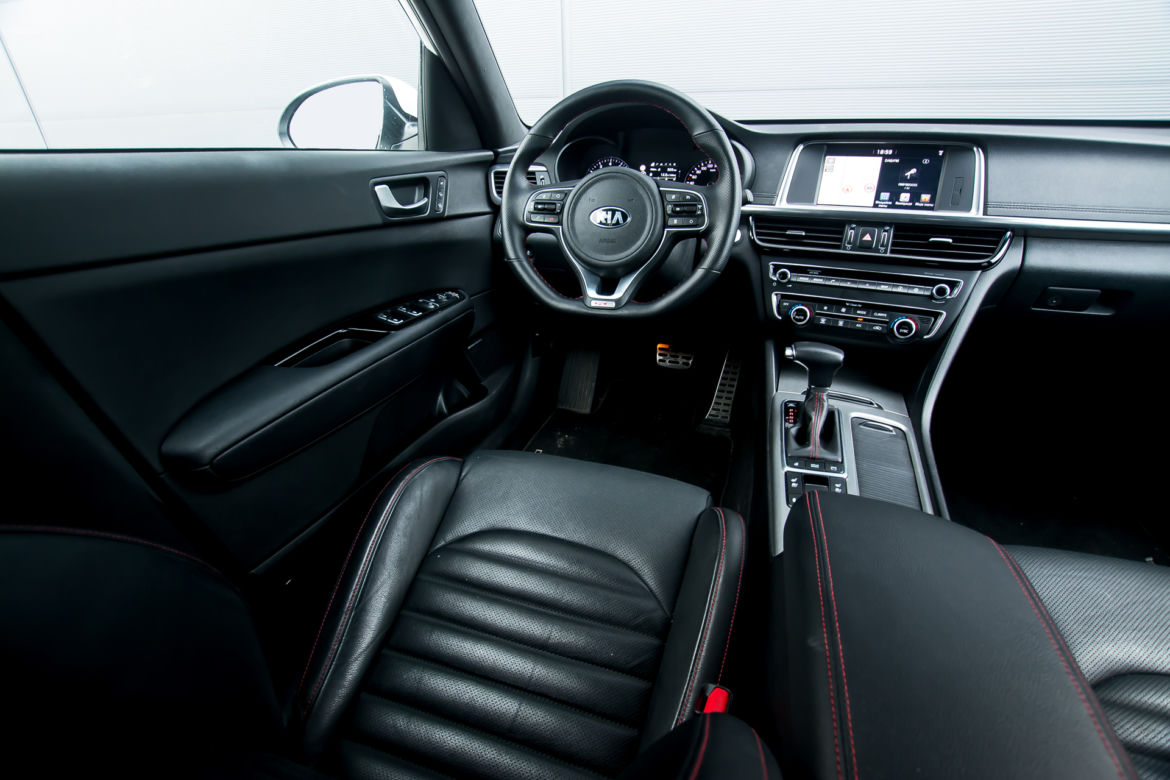 Kia Optima Kombi GT 2.0 T-GDI 245 KM 6AT