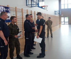 Dwaj uczniowie zasiądą w fotelach szefów policji w Rawiczu