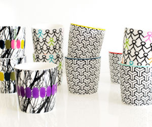 Kubki ceramiczne z wzorami geometrycznymi