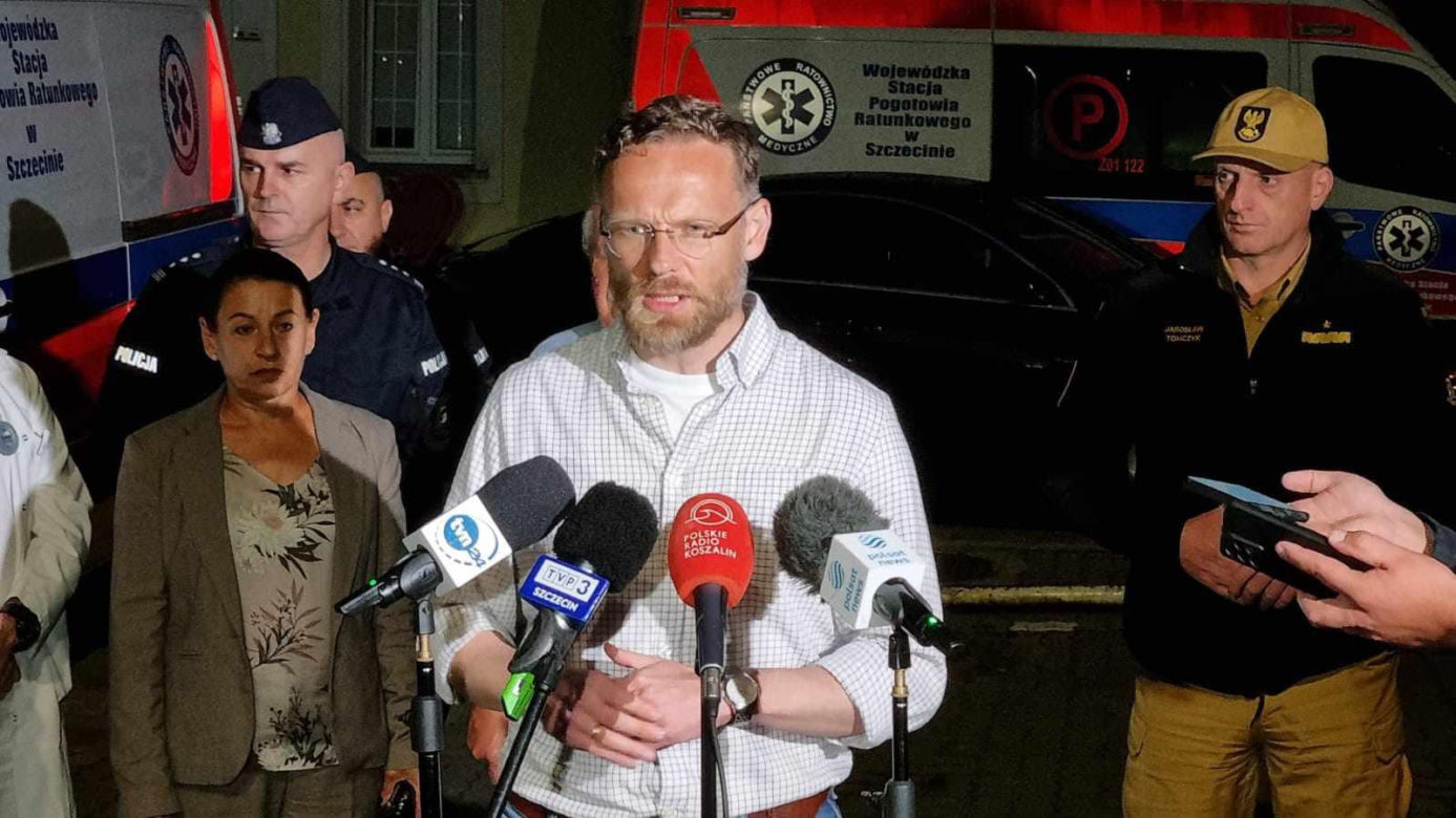 Wypadek busa z dziećmi, konferencja wojewody Zbigniewa Boguckiego