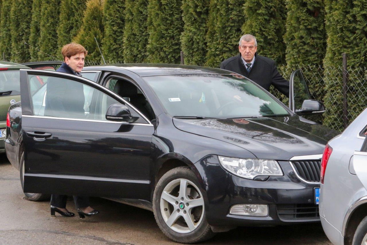 Beata Szydło z mężem na mszy