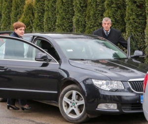 Beata Szydło z mężem na mszy