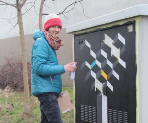 Artysta pomaluje skrzynki elektryczne w centrum Katowic. Chce zwrócić uwagę na problem dewastacji w przestrzeni publicznej