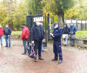 Policja przed stadionem Skry. Siłowe przejęcie 