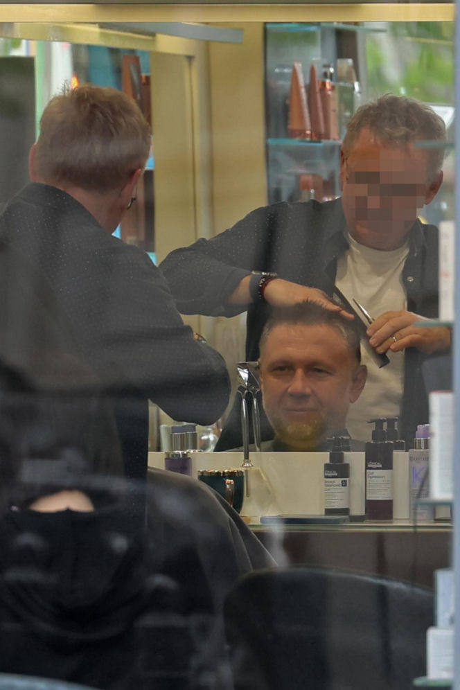 Minister Kierwiński wpadł do fryzjera