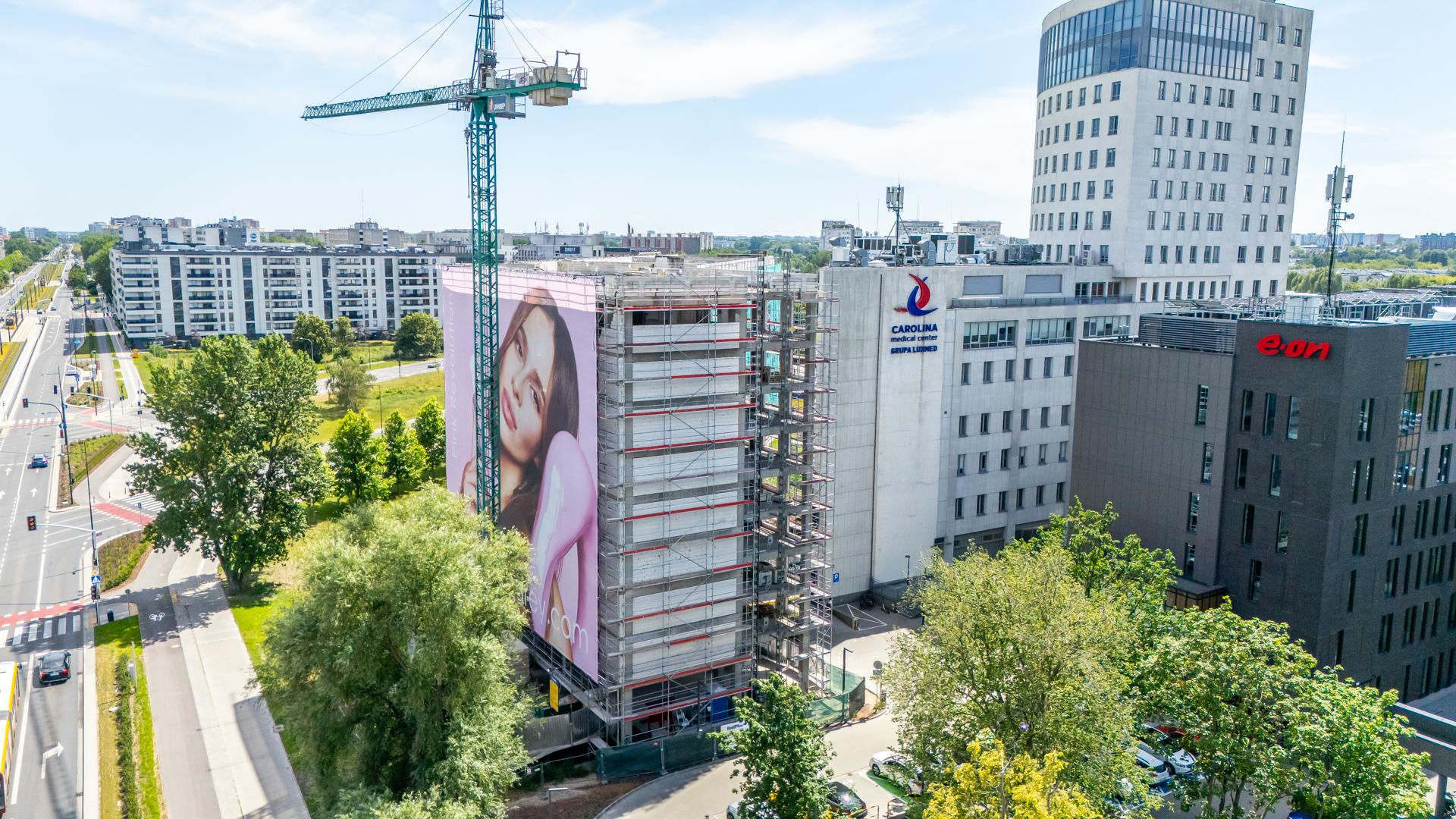 Budowa hotelu Holiday Inn przy ul. Sobieskiego 87 w Warszawie