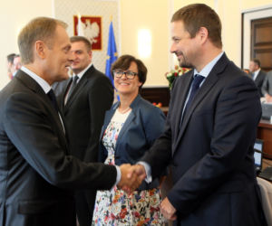 Trzaskowski: Nie odchodź z PO