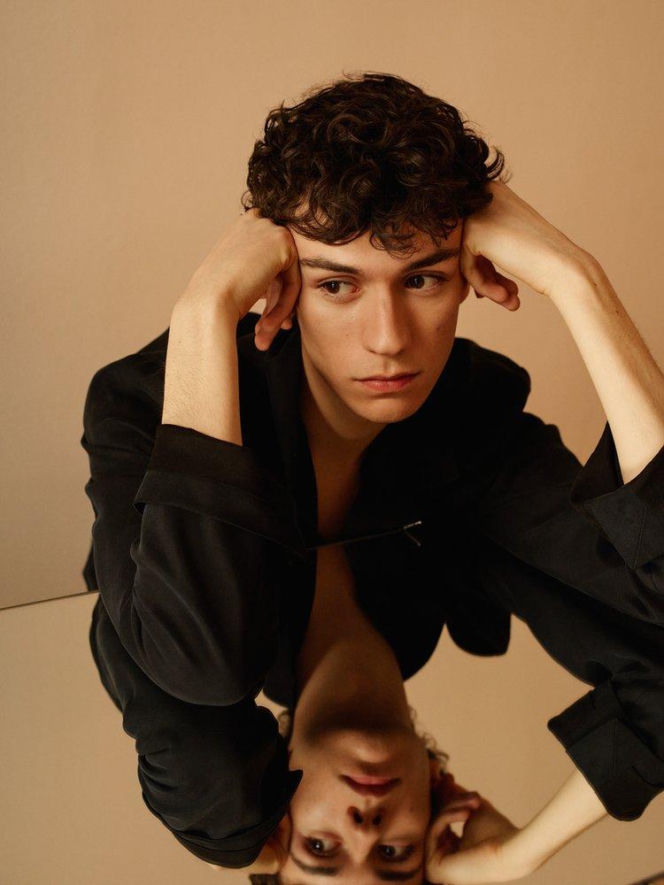 Eurowizja 2026 - Czechy - Daniel Žižka - "CROSSROADS"