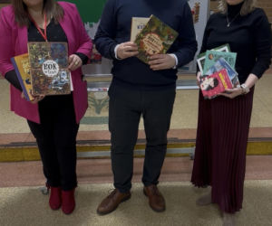 Mobilna biblioteka ruszyła do polskich szkół w USA