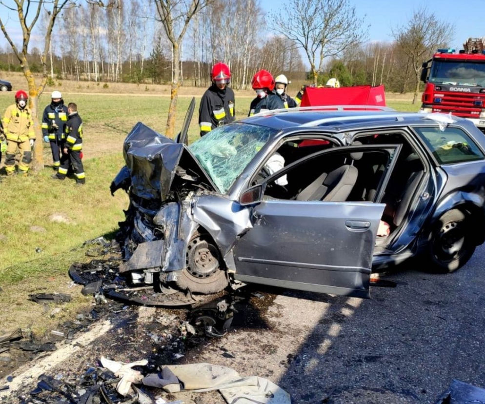 Tragiczny wypadek na DK 53. Katarzyna i Marcin jechali na własny ślub. Doszło do wypadku. Próbowałam go obudzić