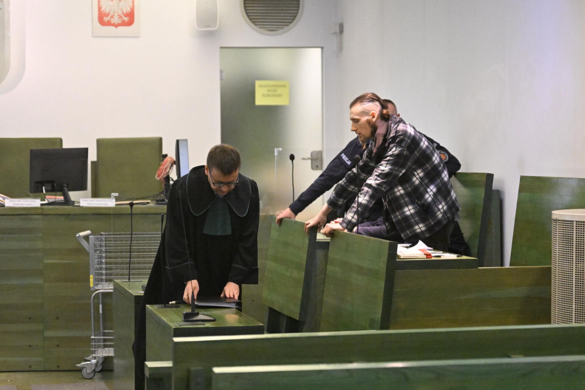 Skazany za zabójstwo matki znów walczy o wolność. Jeden z jego wniosków ma 72 strony