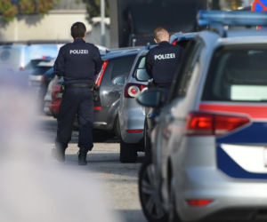 Strzały przed restauracją, trzy osoby nie żyją! Tragedia w Austrii