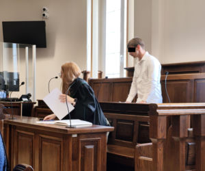 Ruszył proces Karola B. Sprawa 11-letniej Patrycji toczy się za zamkniętymi drzwiami