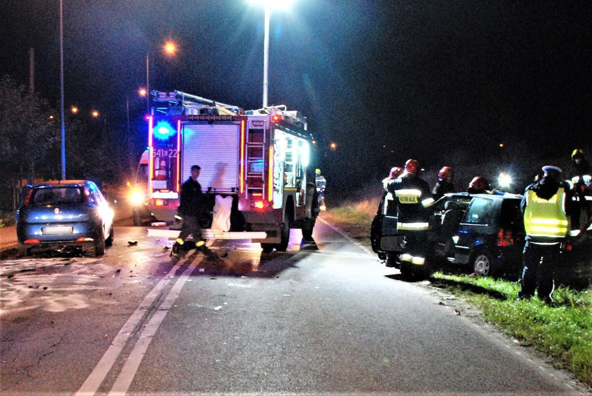 Miał 2,5 promila i spowodował wypadek. Trzy osoby trafiły do szpitala