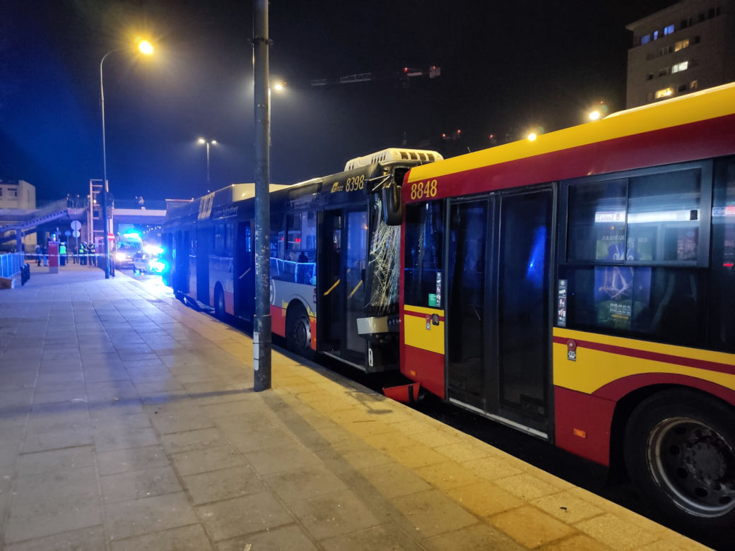 Zderzenie autobusów w Warszawie! Kierowcy nie byli pod wpływem narkotyków