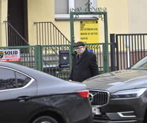 Kaczyński wyzdrowiał i ruszył na Nowogrodzką