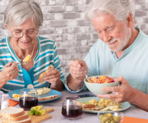 Pięć jaj tygodniowo może mieć znaczenie dla mózgu. Chodzi o Alzheimera