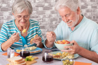 Pięć jaj tygodniowo może mieć znaczenie dla mózgu. Chodzi o Alzheimera