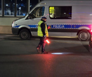 Skontrolowali taksówkarzy i kierowców na aplikację w Lesznie. Kto i jak wozi pasażerów?