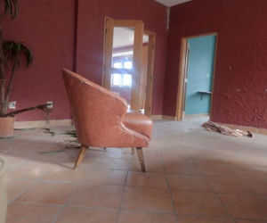 Niszczejący hotel w Karpaczu
