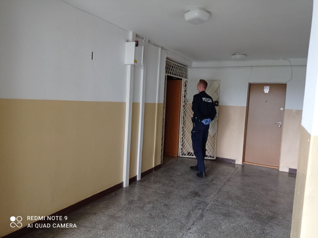 Pożar bloku w Warszawie, młoda kobieta spaliła się w kuchni