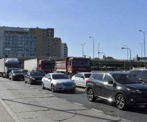 Warszawa stanęła. Gigantyczne korki przez remonty i zwężenia