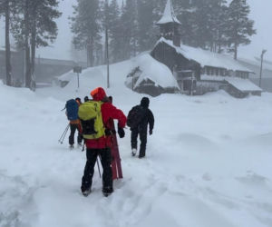 Wielka lawina porwała ludzi! Dziesięciu zaginionych narciarzy