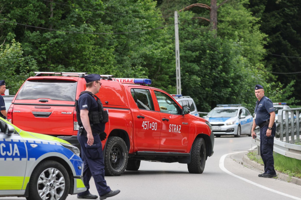 Małopolska. Policyjna obława za sprawcą strzelaniny w Starej Wsi