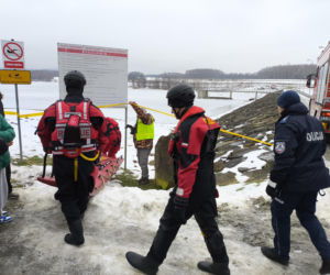 Symulacja akcji ratunkowej na zbiorniku Korzeń w Skrzyszowie