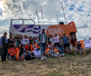 Ekipa Eska Summer City i imprezowy BUS Eski pojawili się na plaży miejskiej ZAGRO Rataje
