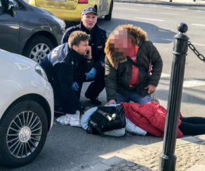 Rowerzystka potrącona na rogu Pięknej i Aleji Ujazdowskich