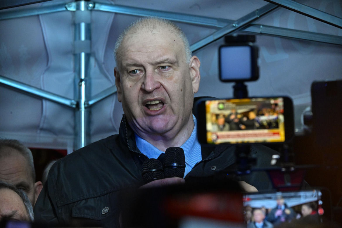 Chaos pod Trybunałem Konstytucyjnym